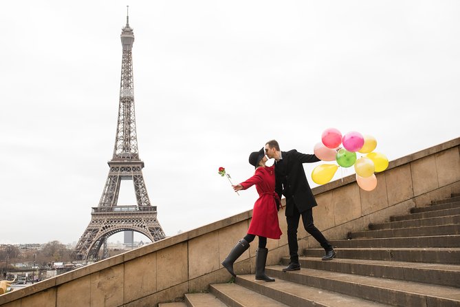 1-hour Photoshoot at the Eiffel Tower Trocadero Paris - Who this photoshoot suits best, and who might want another plan