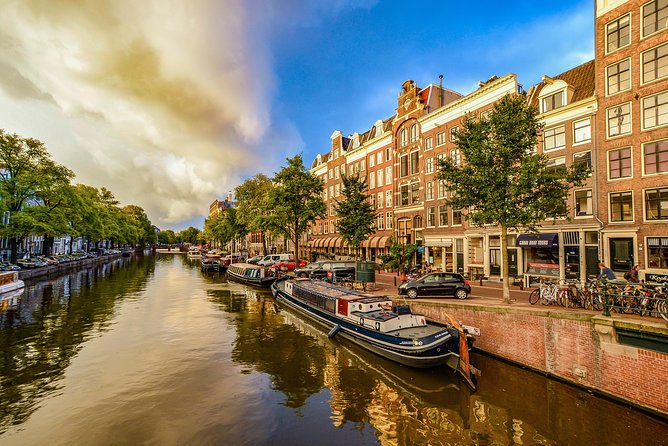 14-day Taste of Europe Tour: France, Italy, Monaco,Switzerland,Germany and more. - Milan to Venice: Duomo orientation, then watery Venice fundamentals