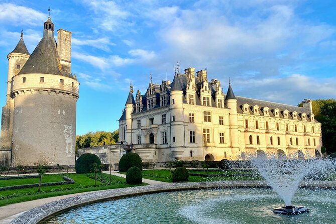 2-day Private Mont Saint-Michel, 3 Loire Castles, D-Day Express - Mont Saint-Michel Abbey with an early start: UNESCO views from the streets