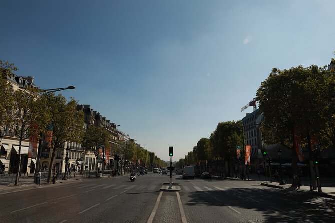 2-Hour Private Paris Champs-Élysées Walking Tour - Logistics that affect your day: meeting point and walking comfort