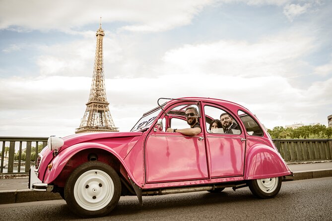 2 Hours Private Guided Tour in a Pink Citroën 2CV - Arc de Triomphe: a quick photo stop that shapes the whole route