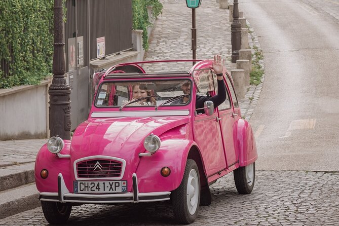 2 Hours Private Guided Tour in a Pink Citroën 2CV - Eiffel Tower photo stop: fast photos, clear expectations