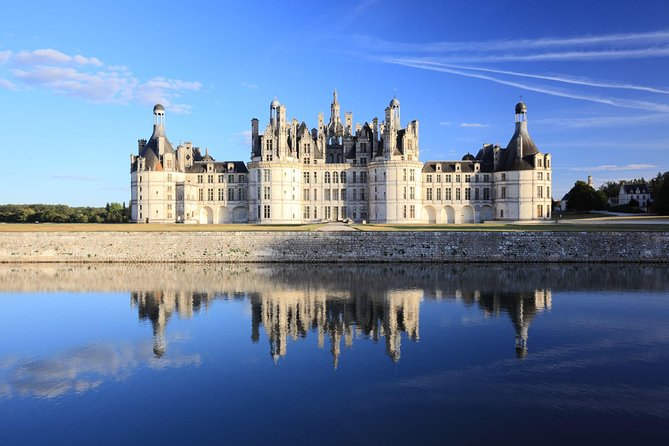 3 Days Trip to Normandy, Loire and Mont Saint Michel from Paris - Coach comfort, long drives, and keeping the group together
