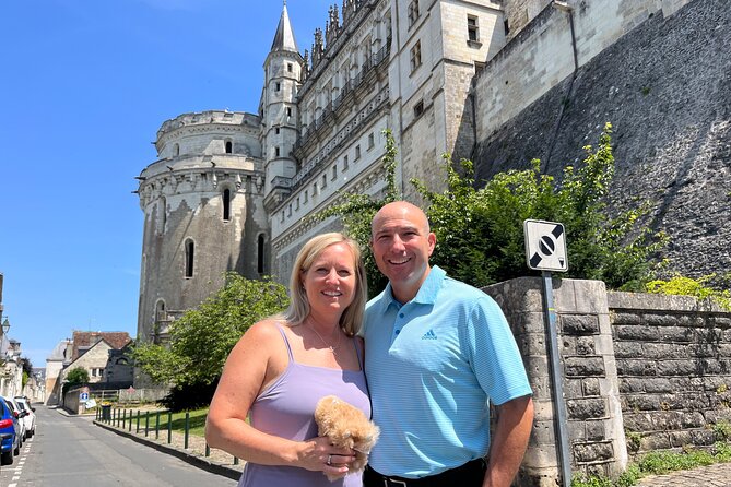 3 Loire Valley Castles and Wine Tasting Private Guided Tour - Amboise lunch hour: use the free time well