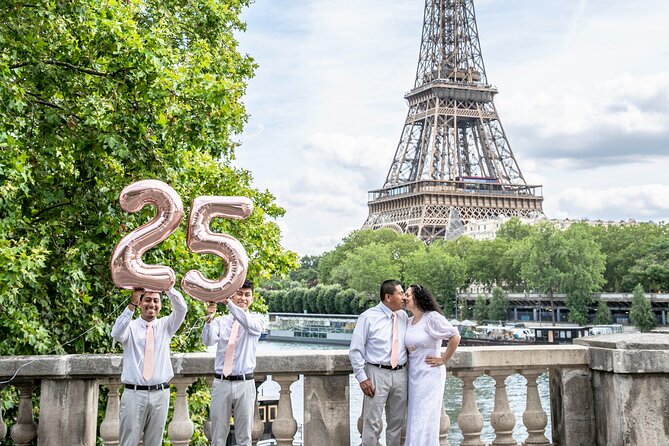 30 min photosession in Paris, all photos sent and edited - Professional direction that feels like a conversation