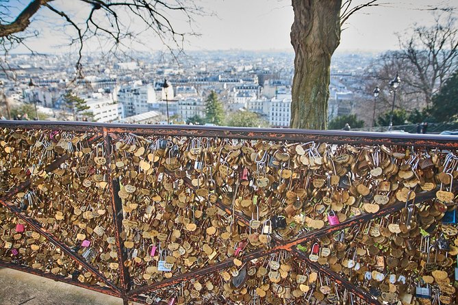 4-hour private tour Montmartre & Marais - Switching vibes on the way to Montmartre