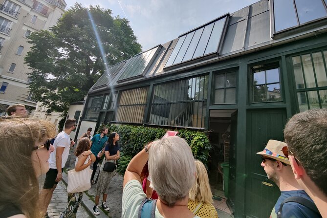 4 hours Paris Private Tour with hotel pickup & drop - From Your Hotel to the Eiffel Tower Photo Stop