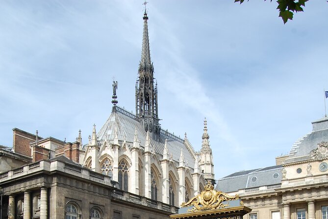 45m Notre Dame tour - fast line entrance - Small group energy: why max 10 matters at Notre-Dame