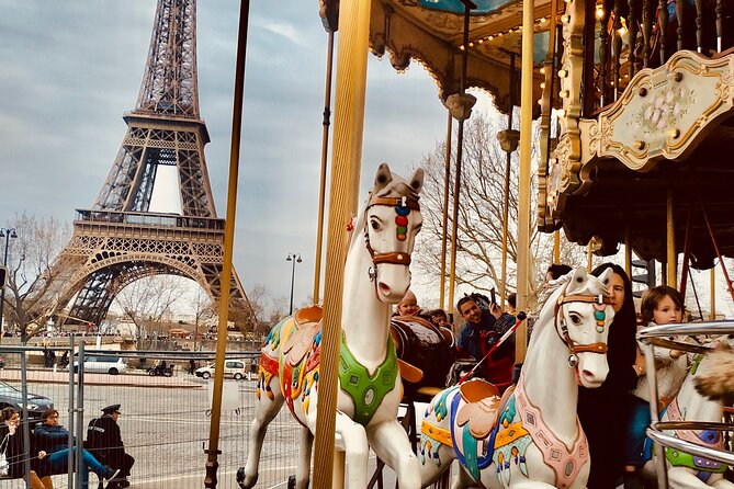 5 Hour Walking Tour in Paris with Licensed Guide - Arc de Triomphe: big views for photos, not a summit ticket