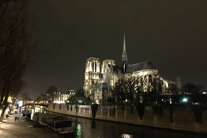 A City of Shadows: Dark Tales of Paris by Night - Key Highlights You Can Expect