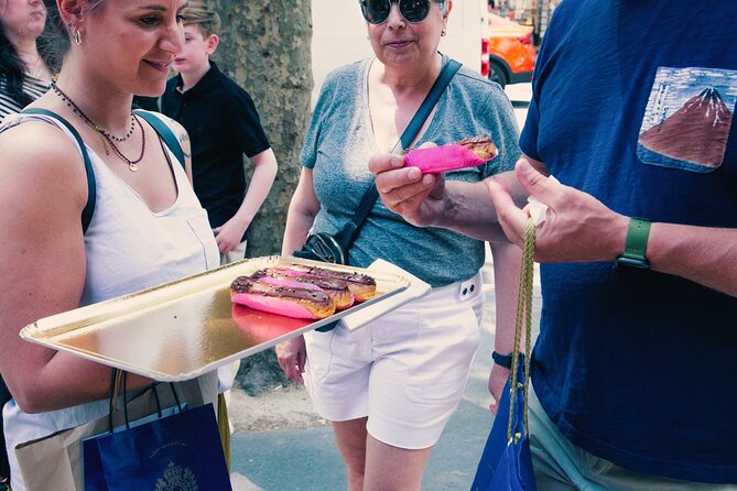 A Morning in Paris Food Tour: Croissants, Baguettes & Chocolate - Quiche Lorraine at Boulangerie Pâtisserie Victoires, a savory reset