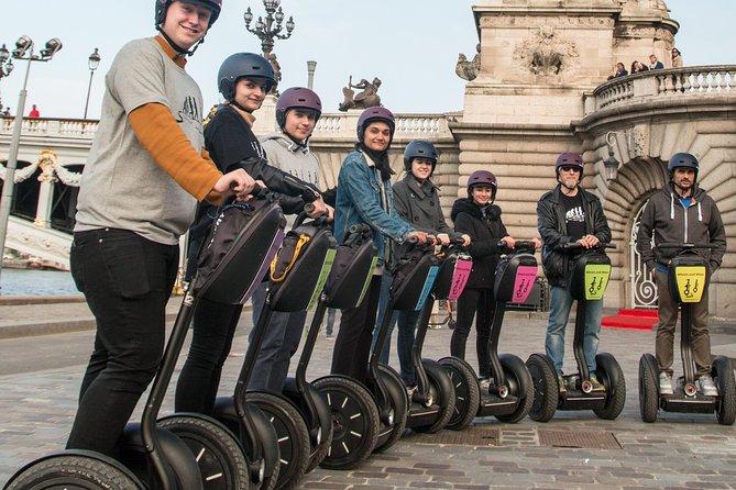 Amazing Paris Segway Tour - Stop 1: Eiffel Tower proximity and what the ticket gap really means