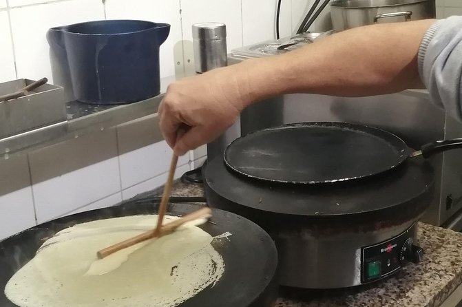 Amazing Sweet Crêpe Cooking Class Paris - Quick Highlights