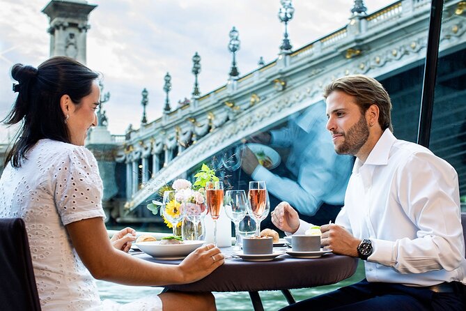 Bateaux Parisiens Seine River Gourmet Lunch & Sightseeing Cruise - Service style, live music, and the staff that keeps things smooth
