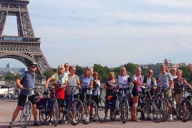 Best of Paris by Bike with a Local - Eiffel Tower stop with a less crowded viewpoint