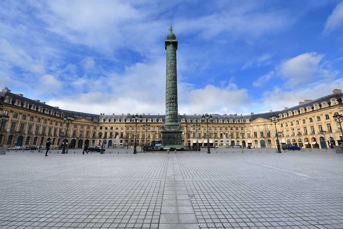 Best of Paris in 2 hours (for photos only and starting from Paris only) - Private car logistics: timing, comfort, and where walking sneaks in