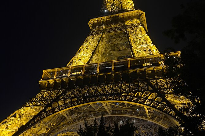 Best of Paris Tour with the Louvre, Eiffel Tower & Notre Dame - Eiffel Tower panoramas to close out your day