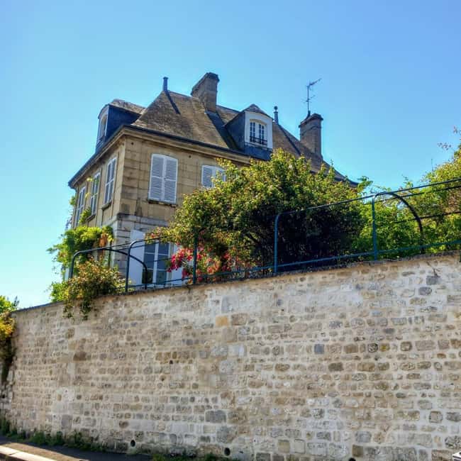Bike tour from Vernon to Giverny with local guide - Returning to Vernon: No Panic Route, Plus Parking Help