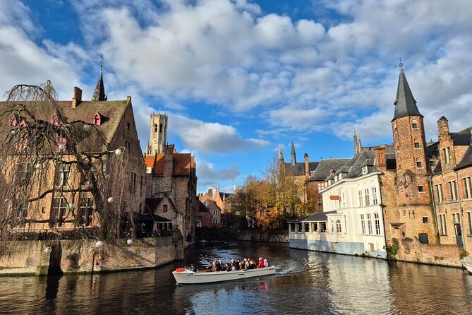 Bruges Guided Day Tour from Paris with Canal Cruise - Key Highlights That Make This Tour Work