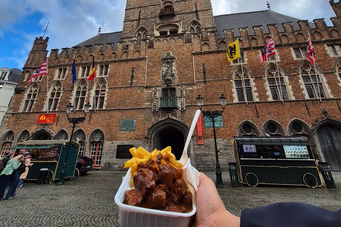 Bruges Guided Day Tour from Paris with Canal Cruise - Arriving in Bruges: How the Walking Tour Sets You Up