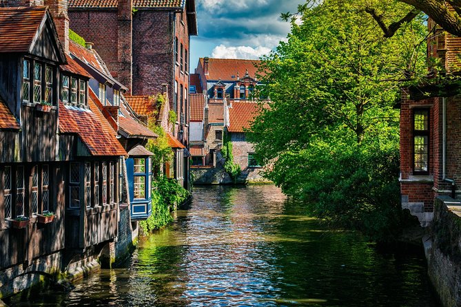 Bruges Guided or Audio Trip with Canal Cruise Option from Paris - Should you book this Bruges day trip from Paris?