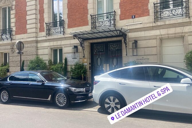 CDG Airport to Paris – Private Transfer with Meet & Greet - The Pickup Routine in Arrivals Hall (Tablet Name Included)