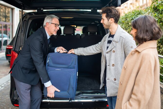 CDG - ORLY (ORY) airport to Paris, with a fluent English driver - Timing and Service Window: When This Pickup Works Best