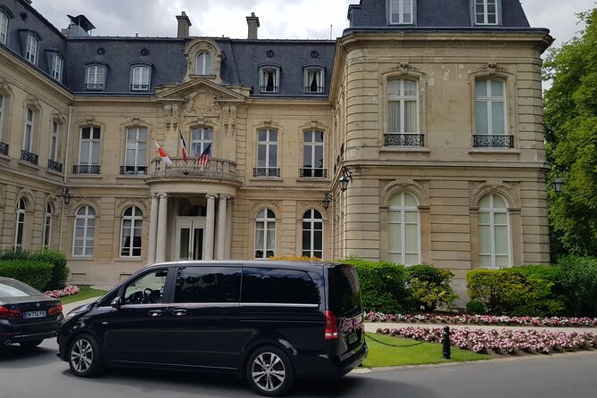 Champagne Region Private Day Trip from Paris - Lunch in the region: plan for your own bill and your energy