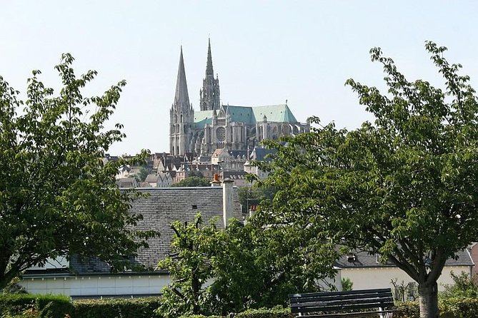 Chartres and Versailles Private Full-day tour - What is included, and what you need to pay for