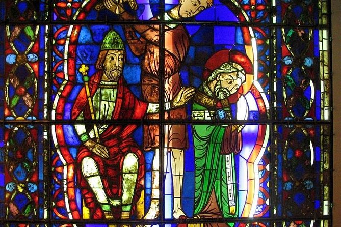 Chartres and Versailles Private Full-day tour - Lunch, snacks, and pacing without losing the afternoon
