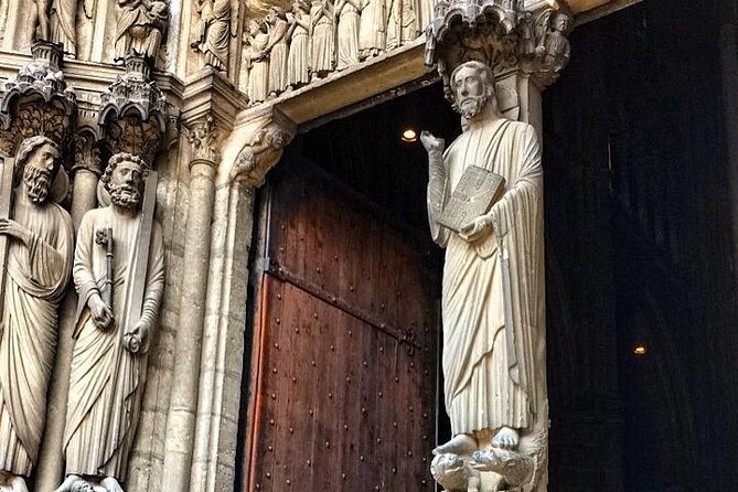 Chartres Cathedral 5 Hours Tour from Paris with Private Transport - Who this private Chartres tour is best for