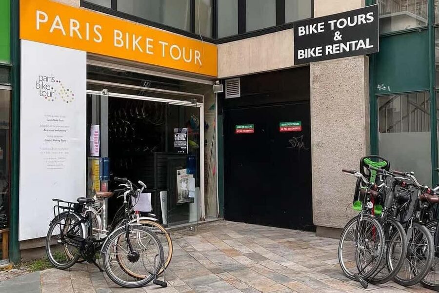 City bike rental in Paris (8h) - Finding Your Bike at 13 rue Brantôme (75003)
