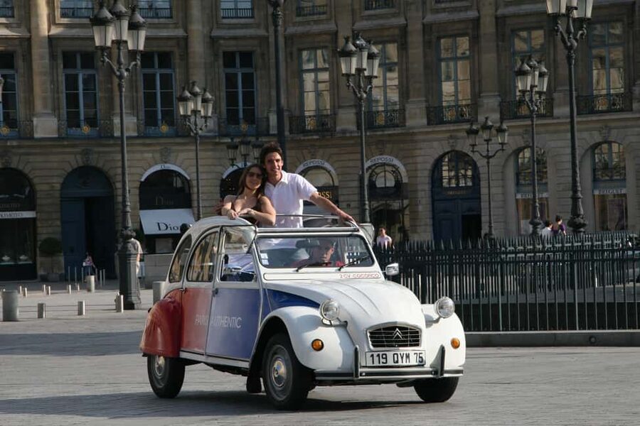 Classic, Romantic Paris: 3-Hour Vintage 2CV Tour - Guides matter, and the best ones make the ride feel personal