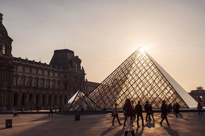 Closing Time at the Louvre: The Mona Lisa at her Most Peaceful - Inside the Louvre: Foundations at the Moat and a Route Built for Real Attention