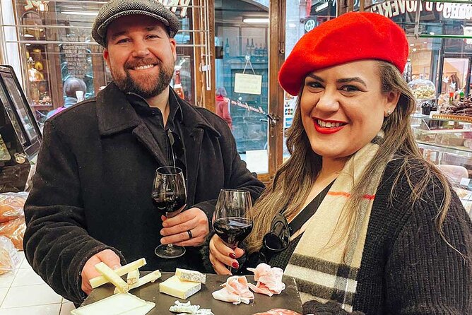 Cool Le Marais: Parisian Food Tour, Small Group or Private Option - Stop 1: Le Marais, Croissant First, Then Savory Pairings