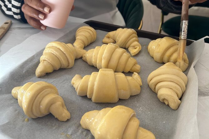 Croissants and pains au chocolat with a pastry chef in Paris - Paris Recommendations Built Into the Lesson