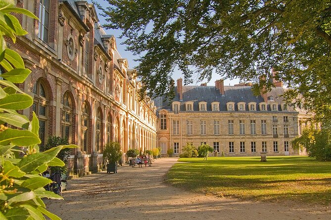 Day Trip to Fontainebleau : Horse Riding, Gastronomy and Castle - Meeting your horse in Fontainebleau forest: where the day becomes personal