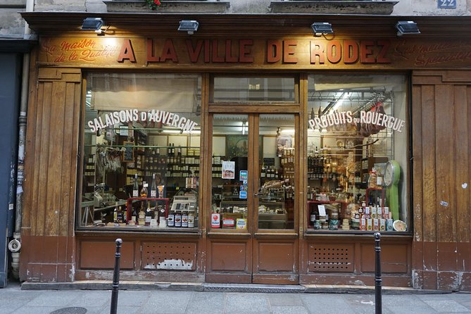 Devour Paris Ultimate Food Tour - Your start and finish in the Marais, so you can keep exploring
