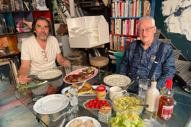 Dinner in a Bohemian Artist Apartment in Central Paris - Karyn’s Studio-Home: How the Setting Shapes the Evening