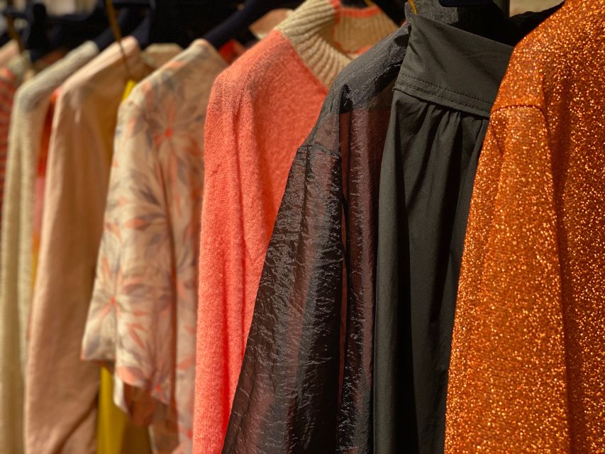 Discount Couture: ultimate Paris Shopping 2h30 walking tour - Real shopping value you can use, from fit help to vintage detours