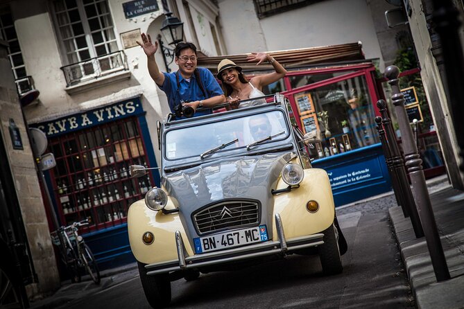 Discover Paris with a Local in his Unique Vintage Car - Why a vintage car route makes first time Paris easier