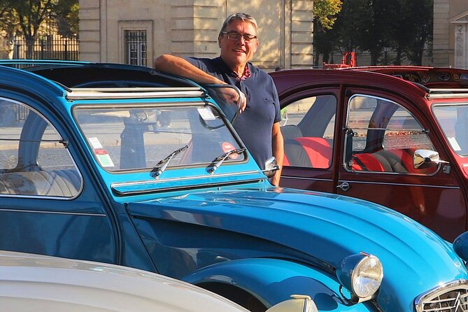 Discover Paris with a Local in his Unique Vintage Car - Arc de Triomphe and the real traffic lesson