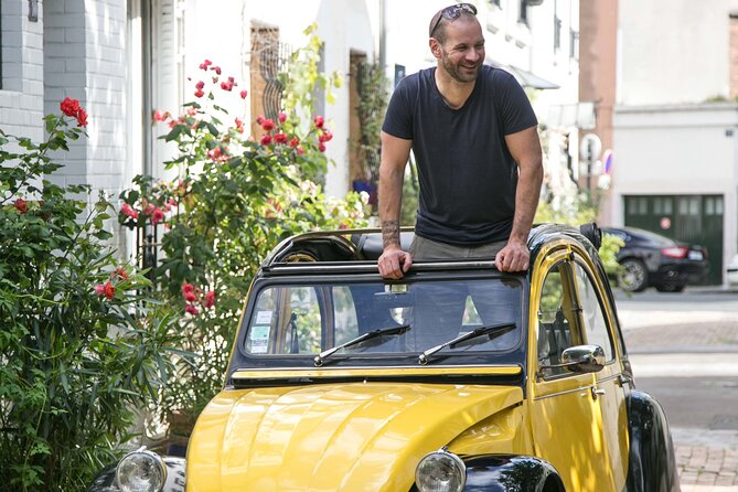 Discover Paris with a Local in his Unique Vintage Car - The 2 hour structure: how you actually fit Paris highlights in one ride