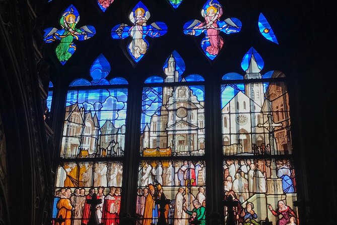 Discover the Latin quarter - Arènes de Lutece, ending in Roman-era Paris
