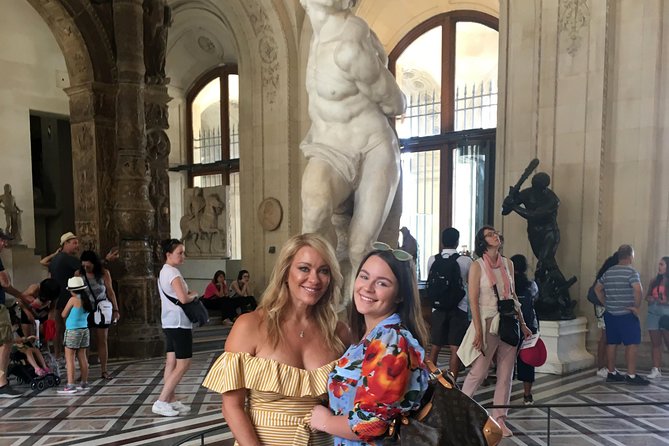 Discover the secrets of the Louvre - Meeting Point and Pickup Options Near the Louvre