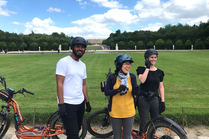 Discover Versailles on electric 2-wheelers (Yes to PRM) - Why two hours on electric scooters makes sense at Versailles