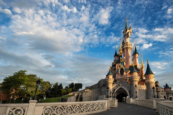Disneyland® Paris 1 Day with Round-Trip Train Tickets from Paris - Key points before you go