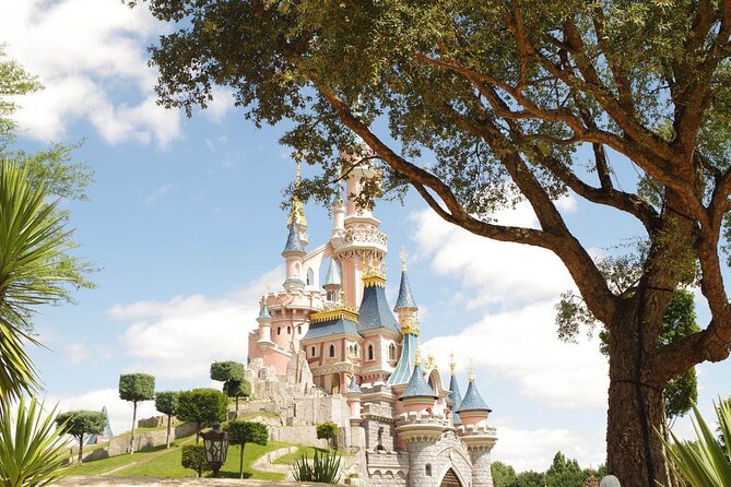 Disneyland® Paris Express Shuttle with Admission Ticket from Central Paris - Key things I’d highlight before you go