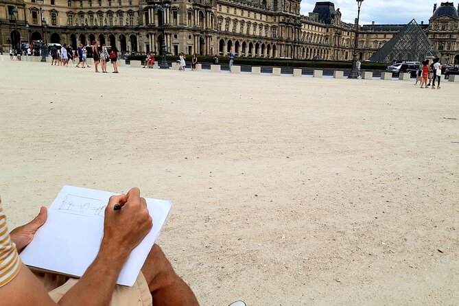 Drawing workshop/creative notebook & cultural walk in the Tuileries - Why a Tuileries drawing workshop is such a smart Paris plan
