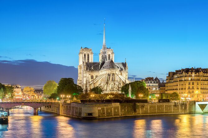 Early Access Paris Notre Dame Cathedral Walking Tour - Notre Dame interior time: what you should look for in your 45 minutes
